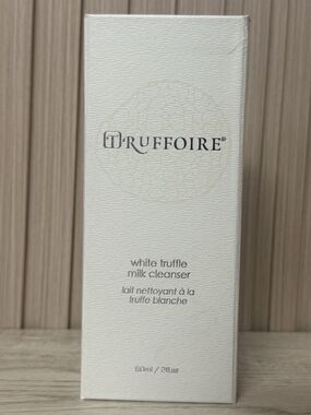 Truffoire White Truffle Milk Cleanser 2 fl oz – Luxurious Skincare New in box.